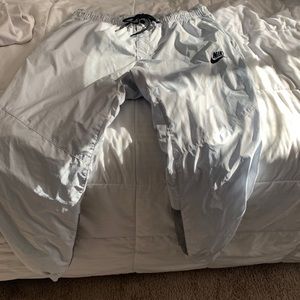 Nike windbreaker pants